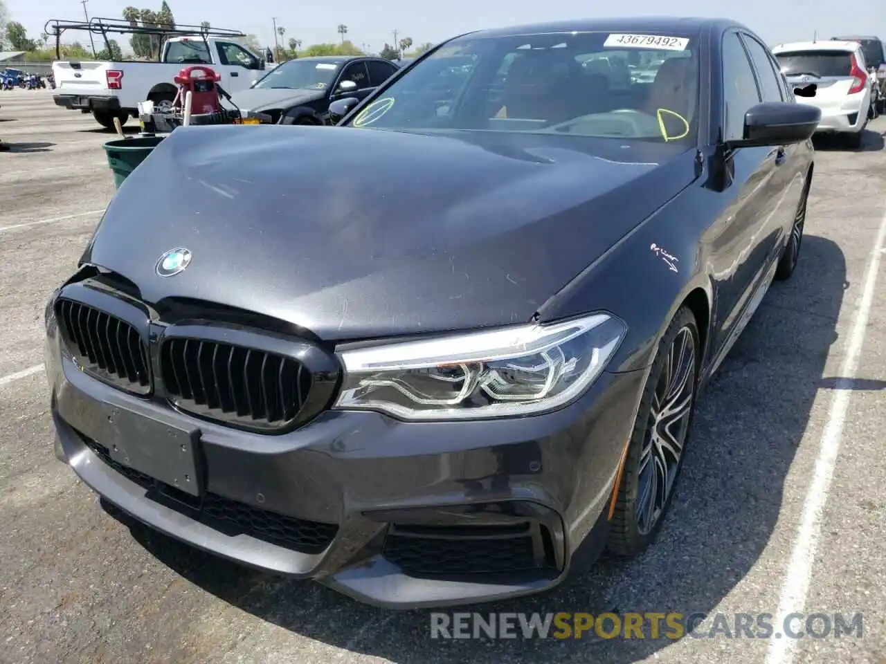 2 Photograph of a damaged car WBAJE5C50KWW11802 BMW 5 SERIES 2019