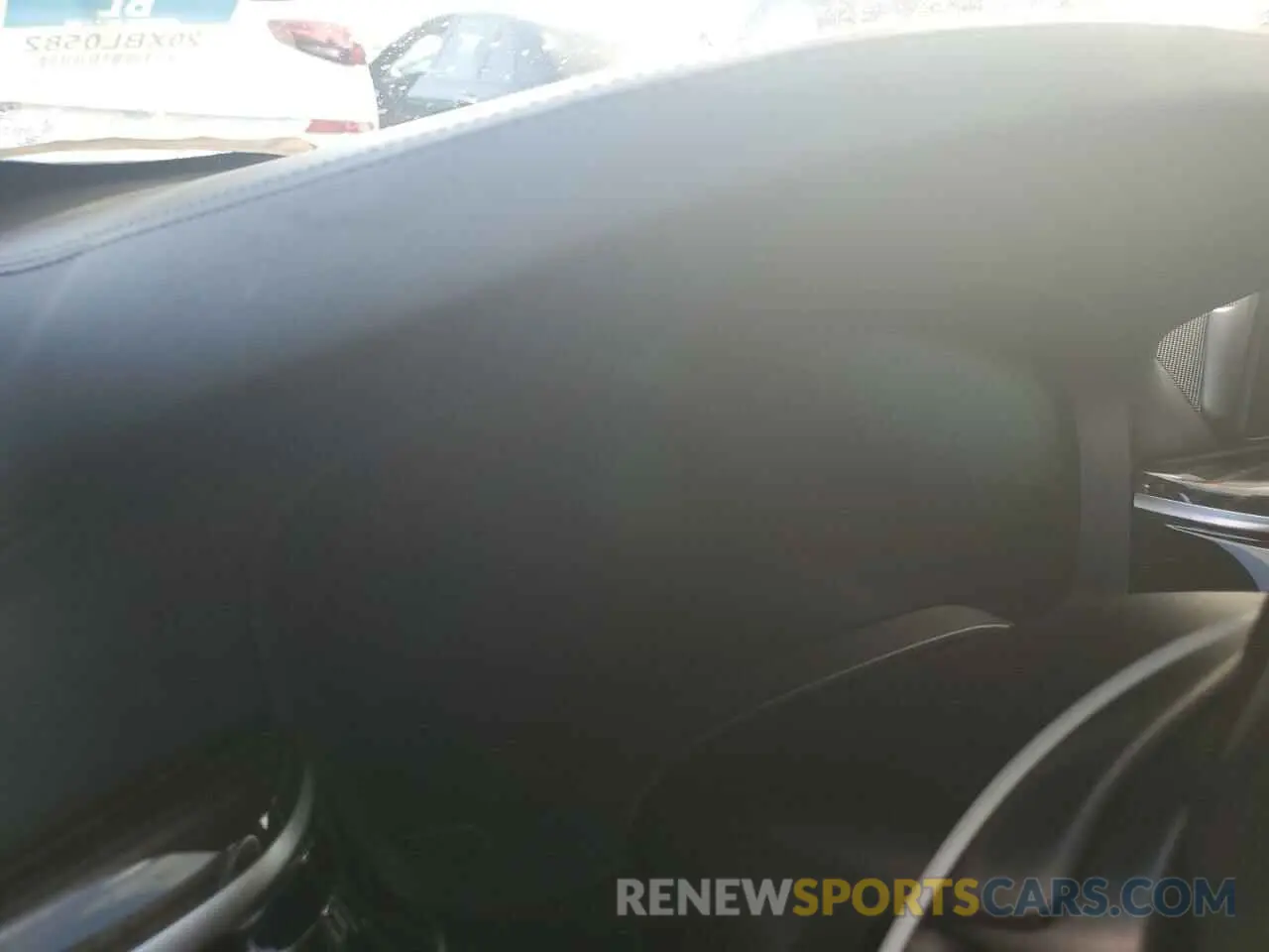 9 Photograph of a damaged car WBAJE5C50KWW35775 BMW 5 SERIES 2019