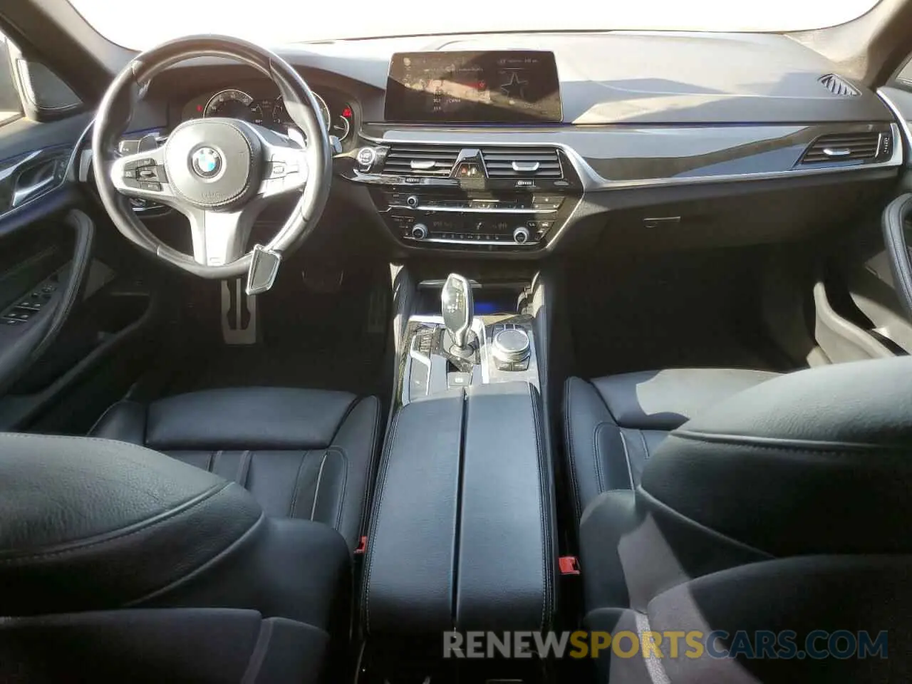 8 Photograph of a damaged car WBAJE5C52KG919337 BMW 5 SERIES 2019
