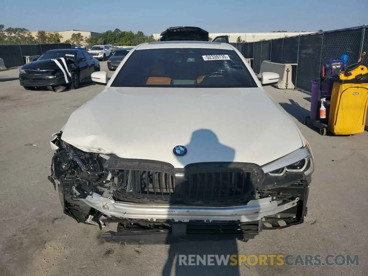 5 Photograph of a damaged car WBAJE5C52KG919676 BMW 5 SERIES 2019