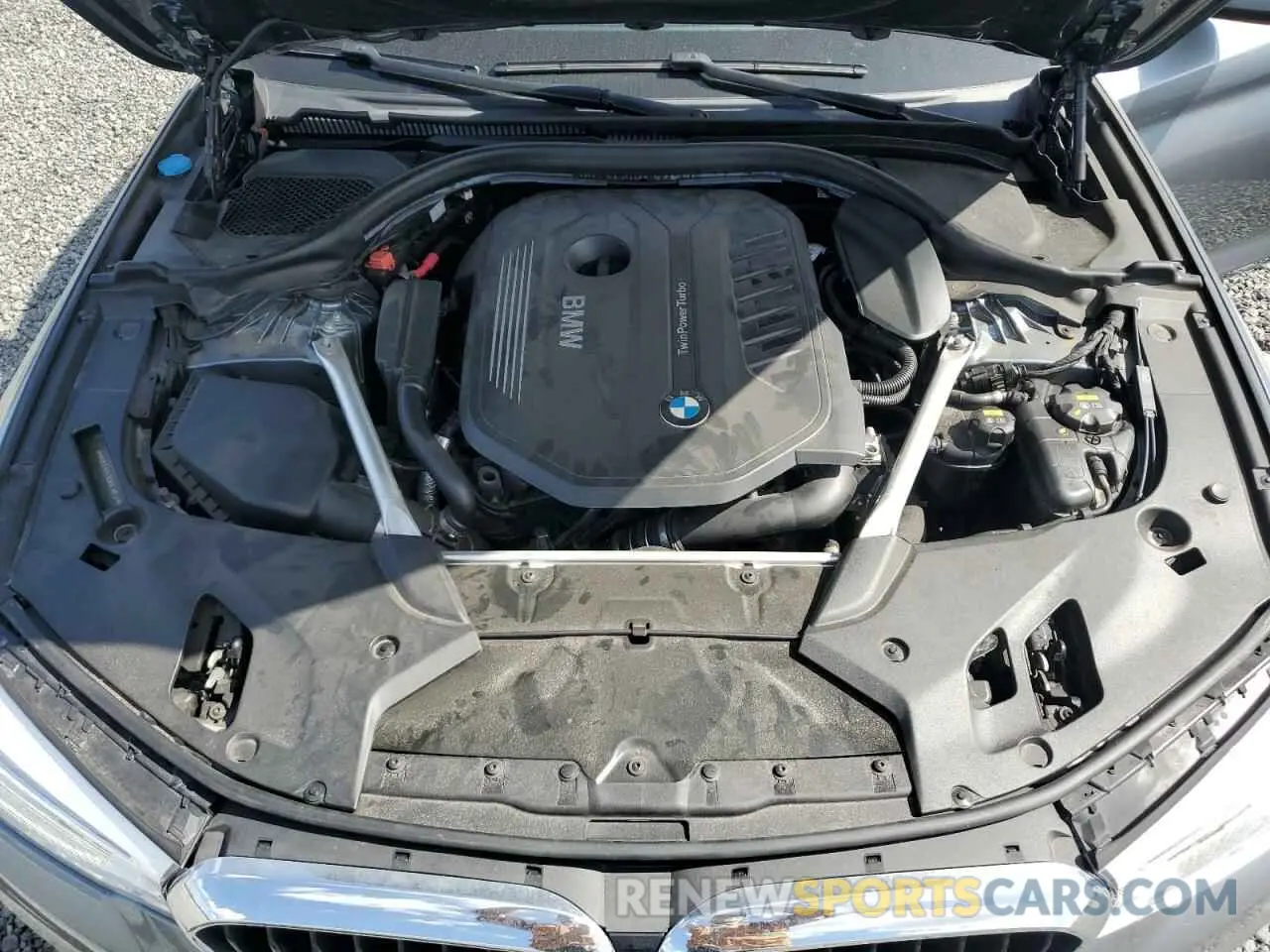 11 Photograph of a damaged car WBAJE5C52KWW30934 BMW 5 SERIES 2019