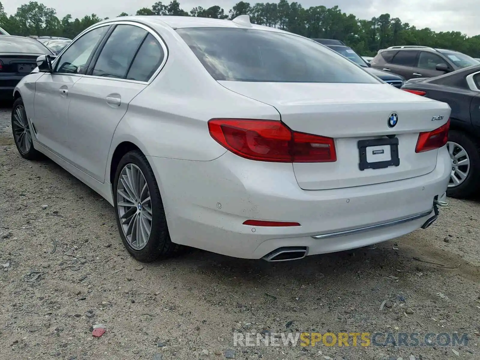 3 Photograph of a damaged car WBAJE5C53KWW06397 BMW 5 SERIES 2019