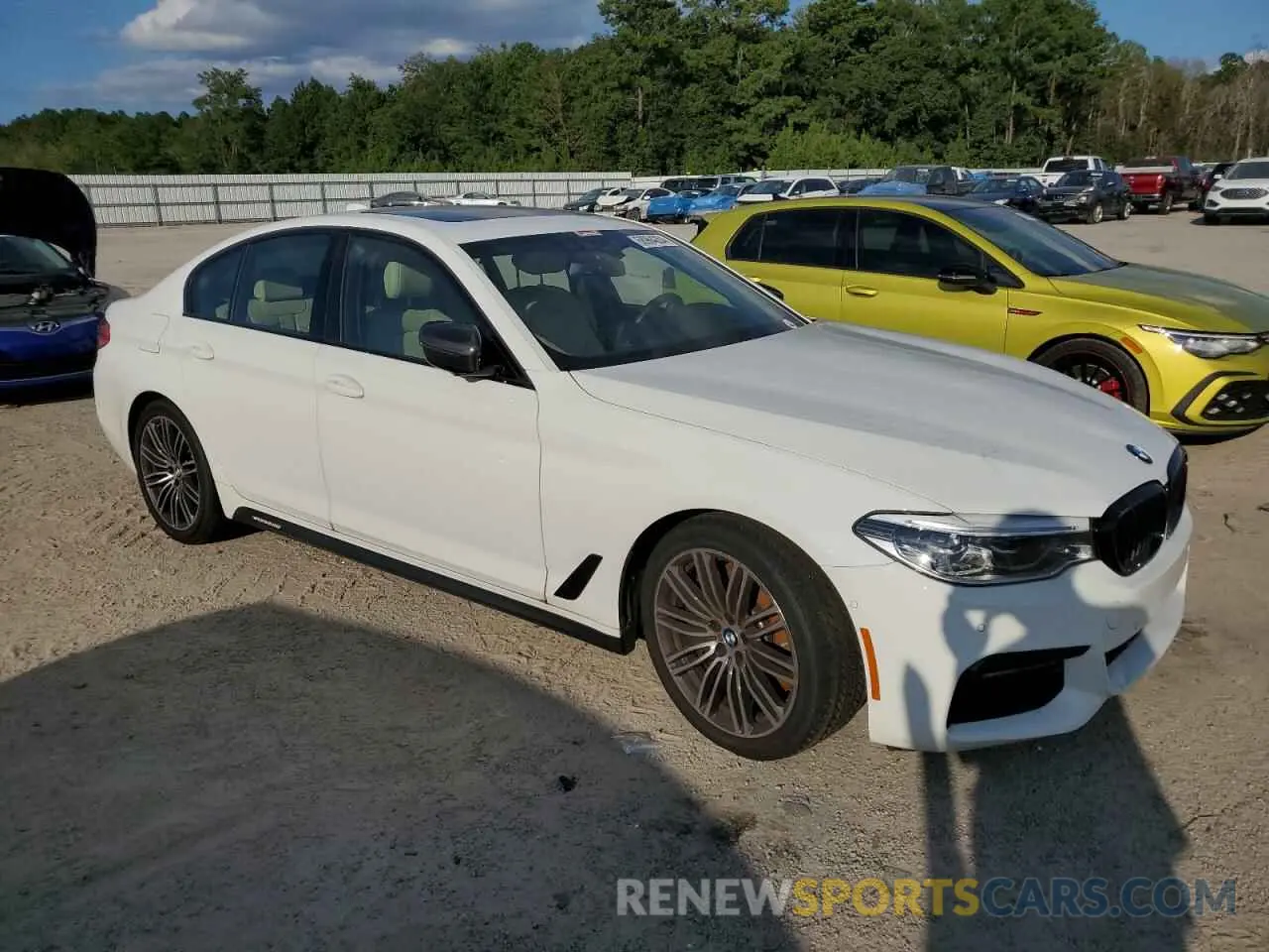 4 Photograph of a damaged car WBAJE5C53KWW20459 BMW 5 SERIES 2019