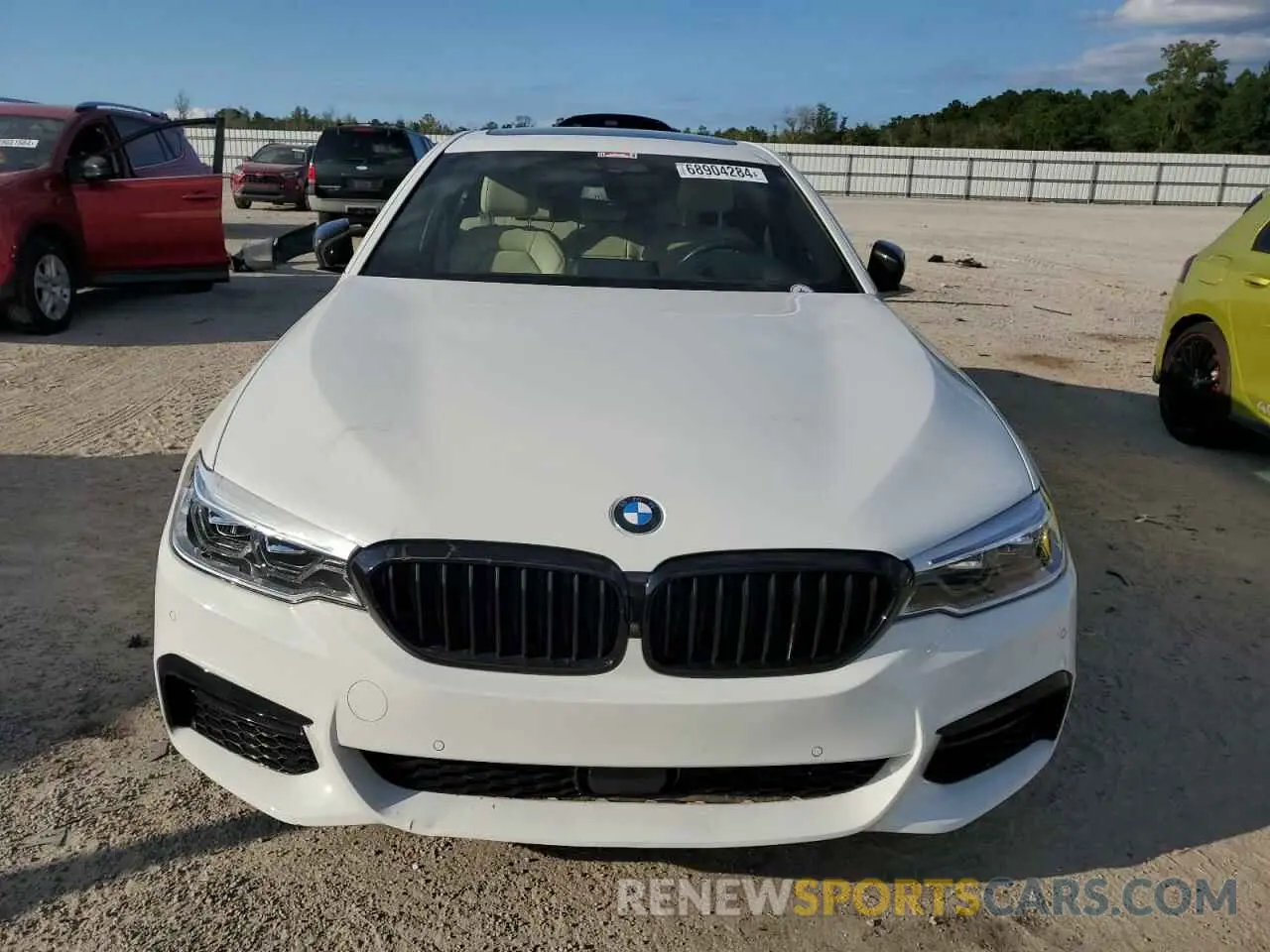 5 Photograph of a damaged car WBAJE5C53KWW20459 BMW 5 SERIES 2019