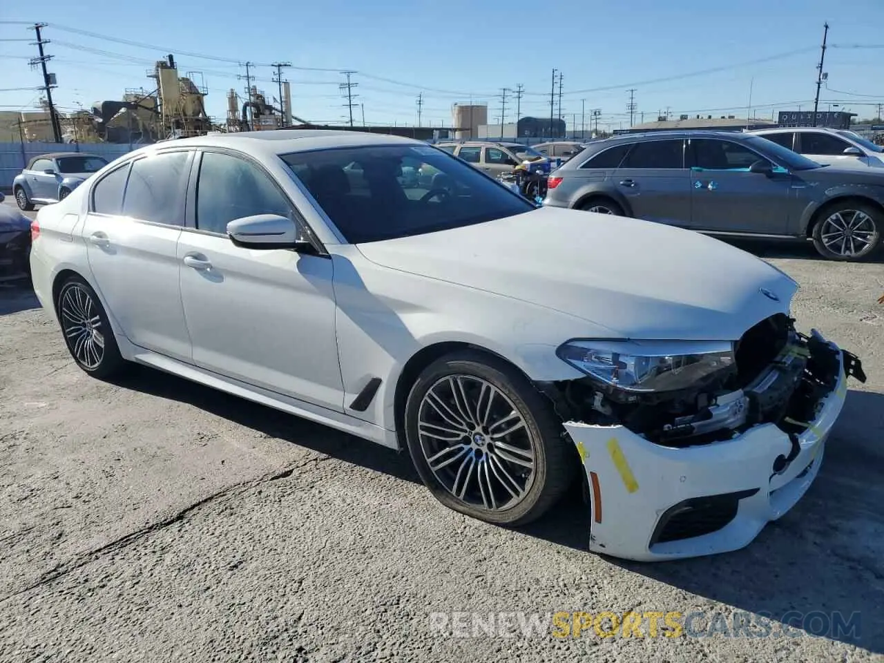 4 Photograph of a damaged car WBAJE5C53KWW32613 BMW 5 SERIES 2019