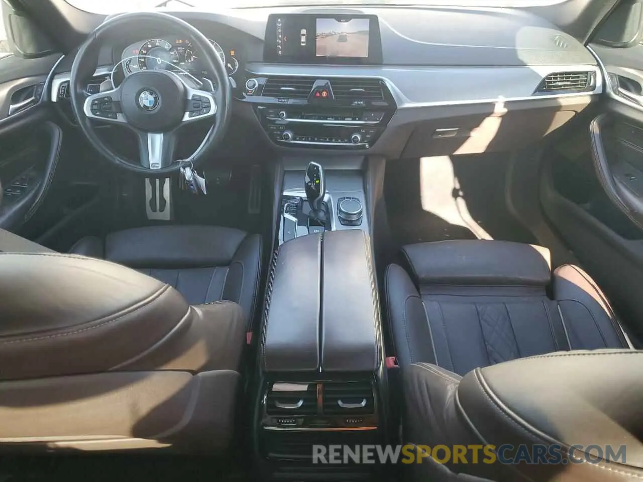 8 Photograph of a damaged car WBAJE5C53KWW32613 BMW 5 SERIES 2019