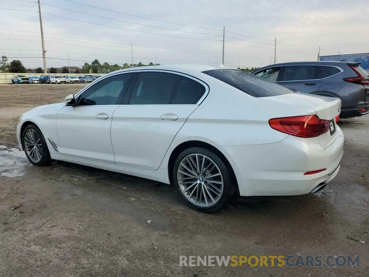 2 Photograph of a damaged car WBAJE5C53KWW34362 BMW 5 SERIES 2019