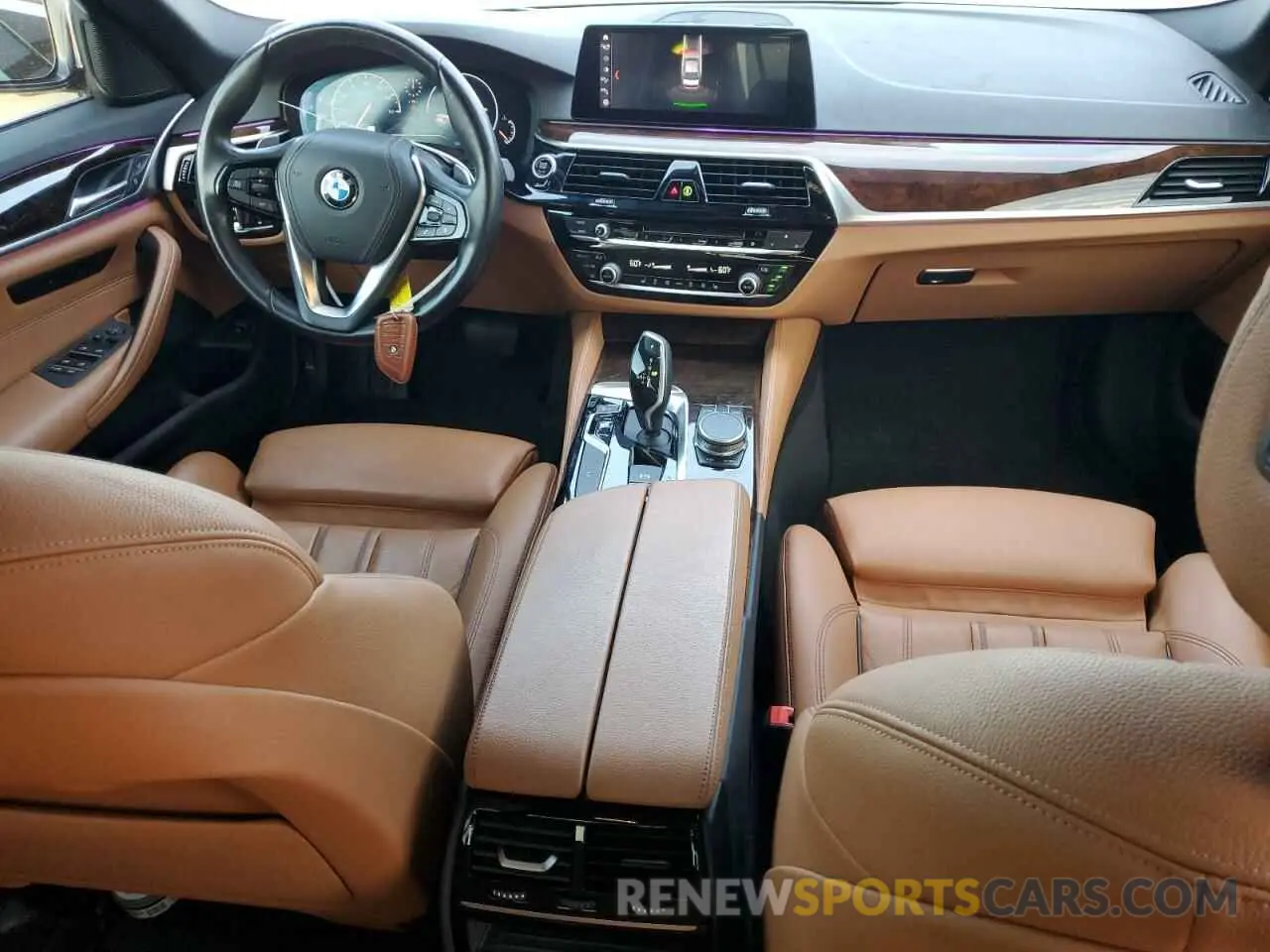 8 Photograph of a damaged car WBAJE5C53KWW34362 BMW 5 SERIES 2019