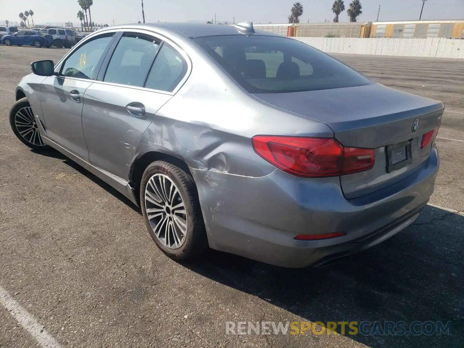 3 Photograph of a damaged car WBAJE5C55KBM76811 BMW 5 SERIES 2019