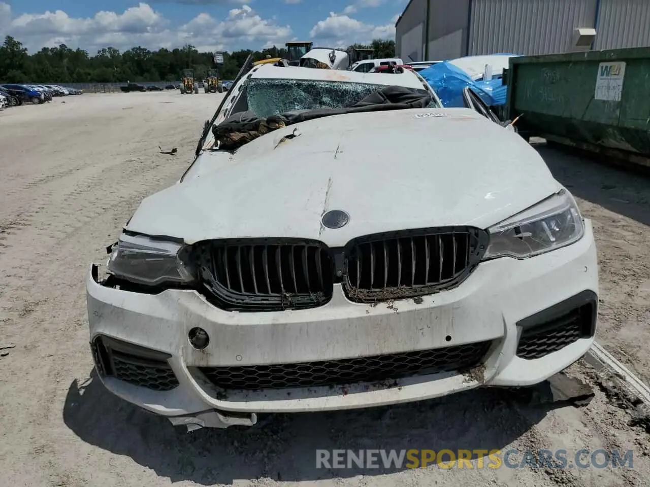 5 Photograph of a damaged car WBAJE5C55KBM76890 BMW 5 SERIES 2019