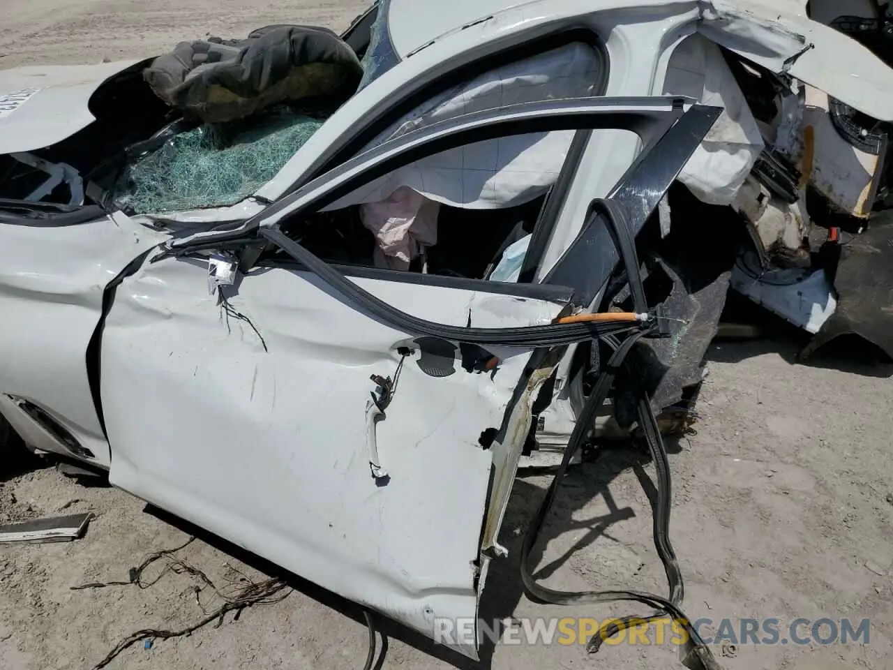 7 Photograph of a damaged car WBAJE5C55KBM76890 BMW 5 SERIES 2019