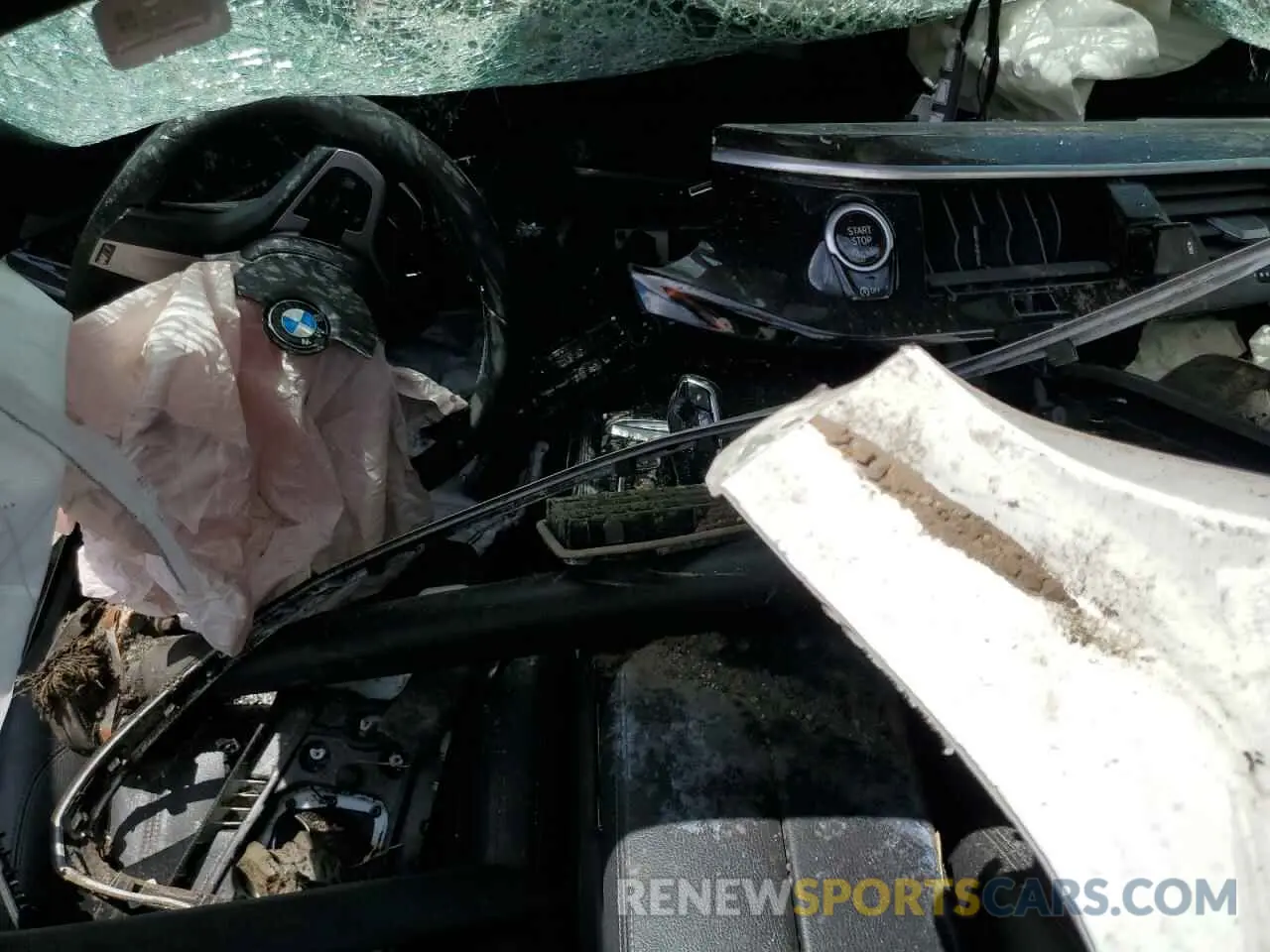 8 Photograph of a damaged car WBAJE5C55KBM76890 BMW 5 SERIES 2019