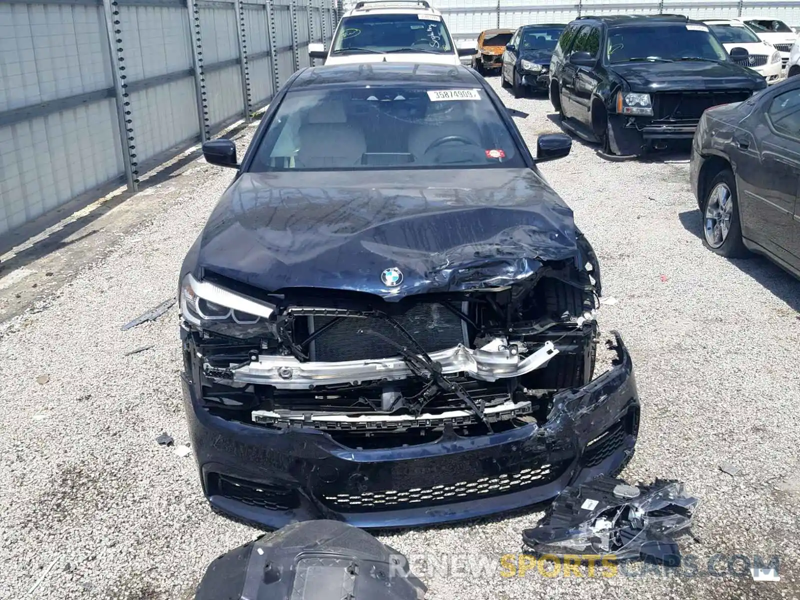 9 Photograph of a damaged car WBAJE5C55KWE66369 BMW 5 SERIES 2019