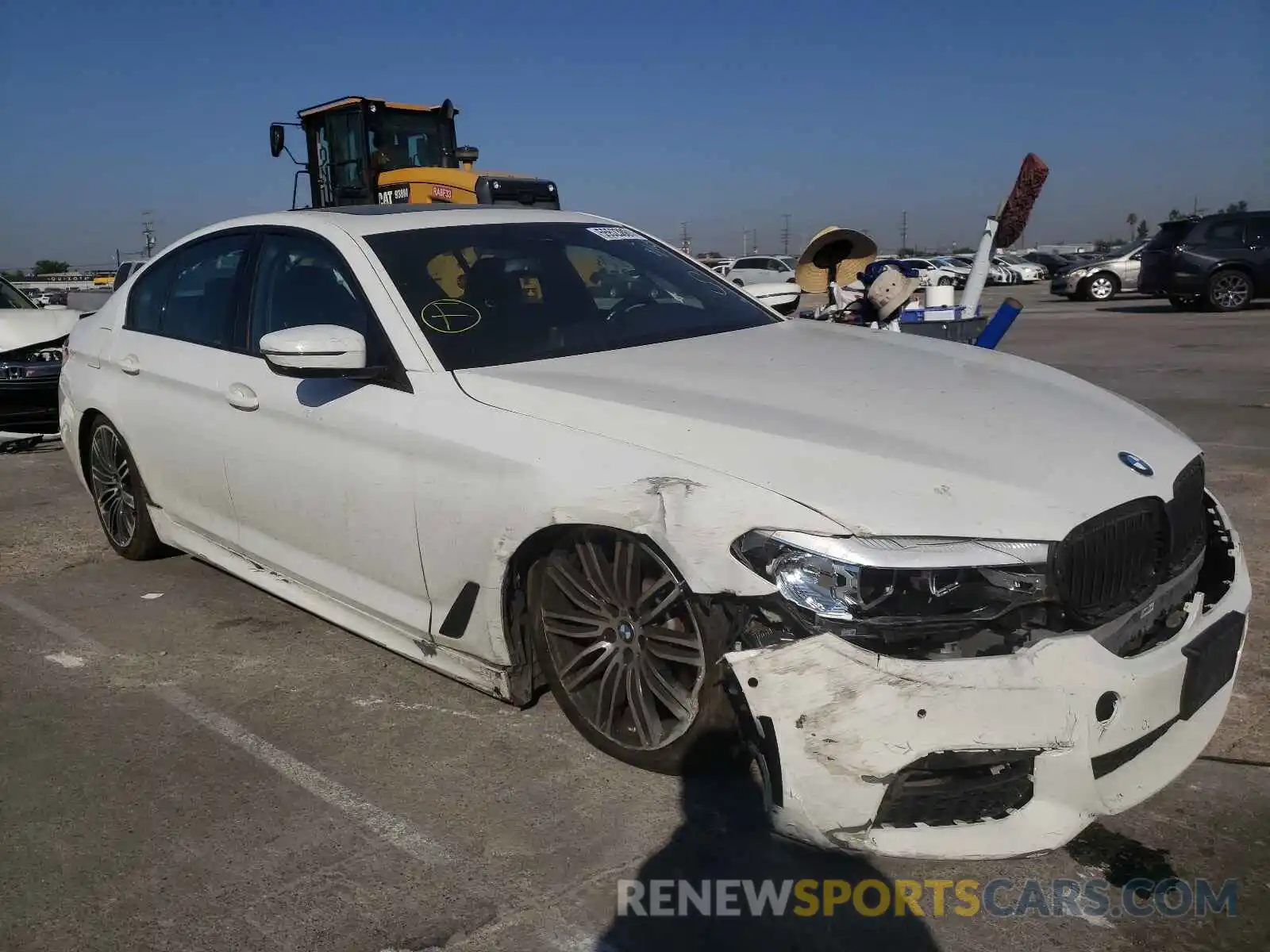 1 Photograph of a damaged car WBAJE5C55KWE66422 BMW 5 SERIES 2019