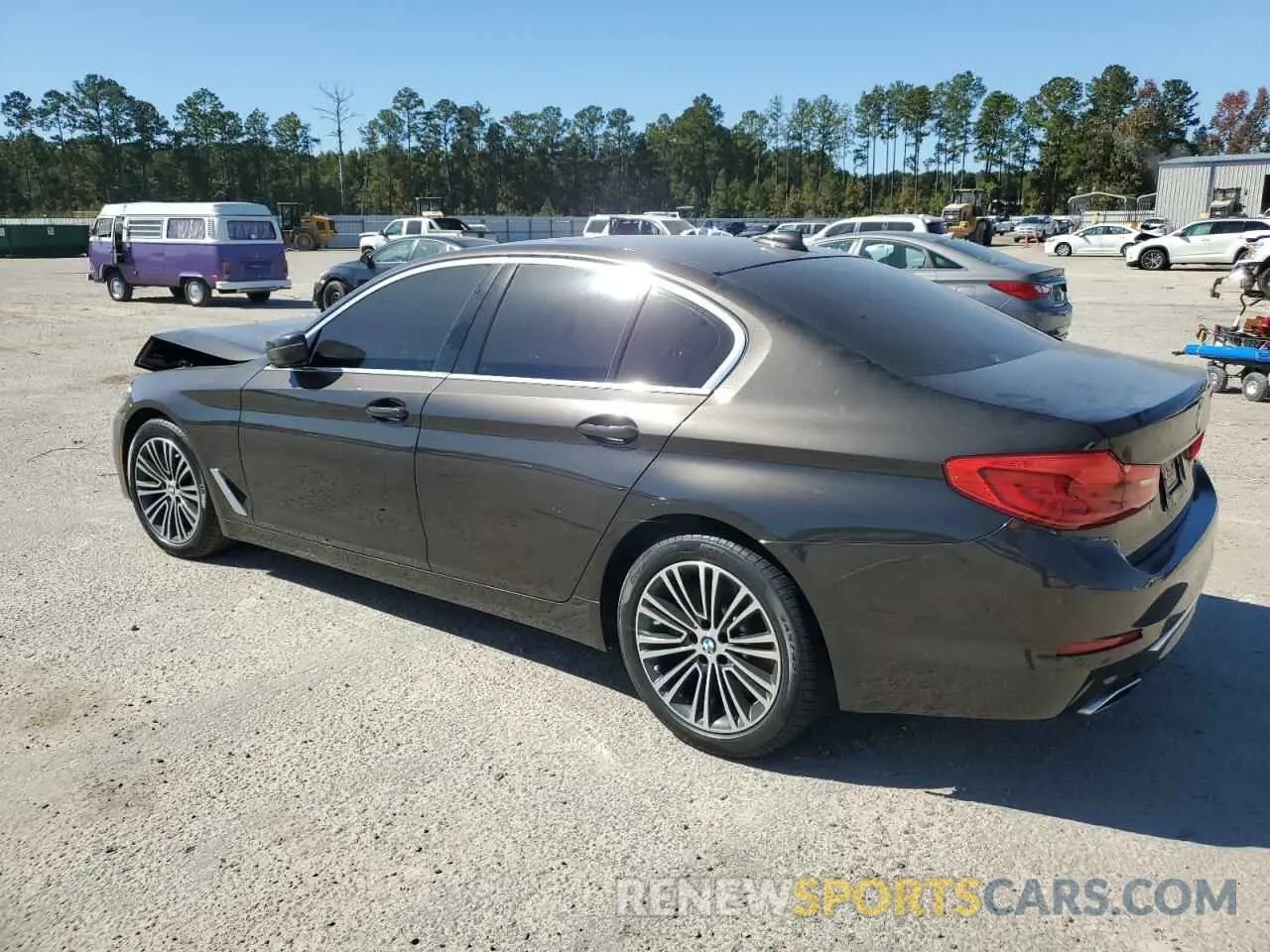 2 Photograph of a damaged car WBAJE5C55KWW06675 BMW 5 SERIES 2019