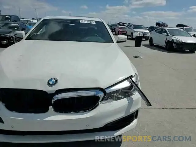 11 Photograph of a damaged car WBAJE5C56KWW17040 BMW 5 SERIES 2019