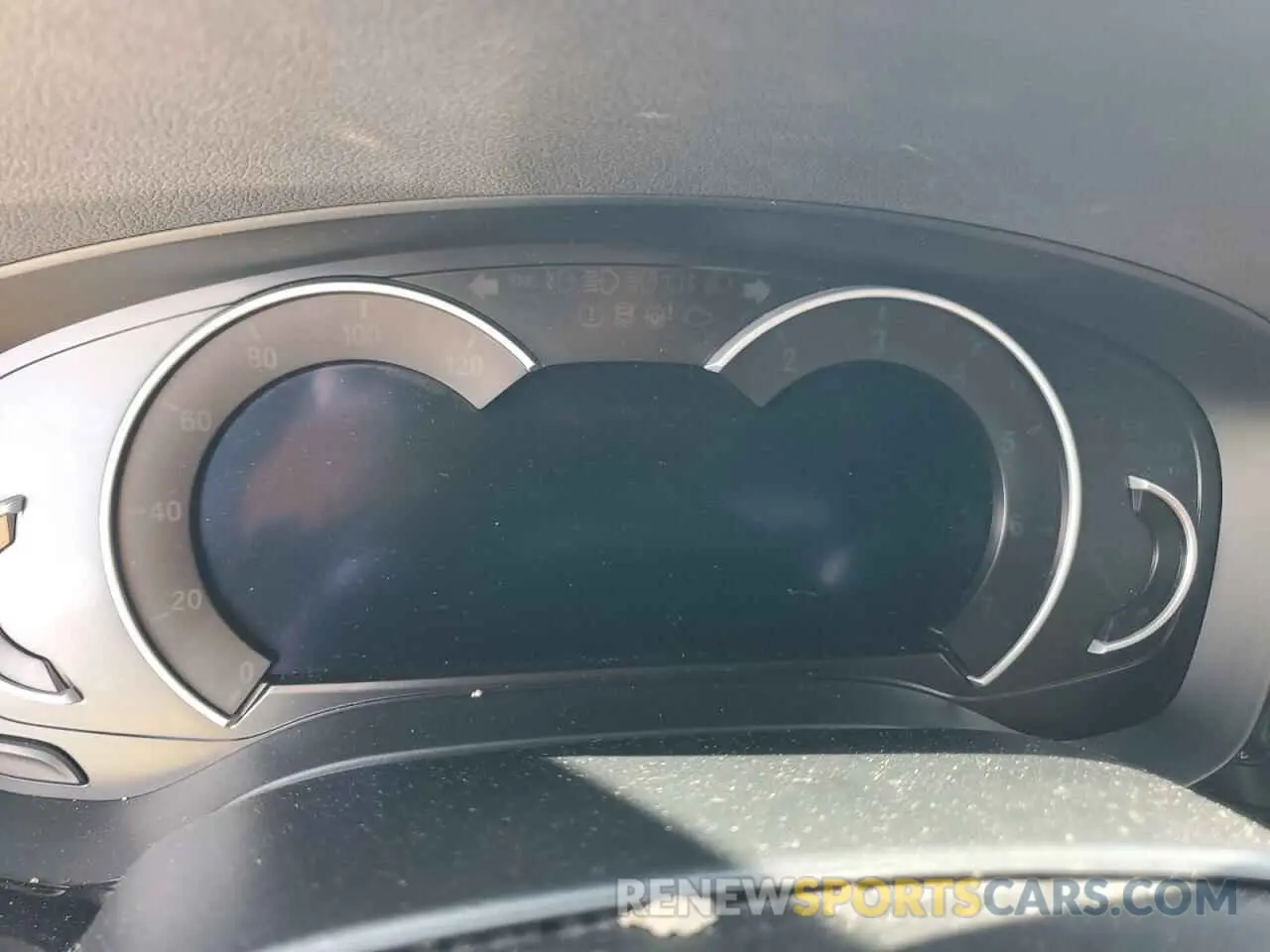 9 Photograph of a damaged car WBAJE5C56KWW17040 BMW 5 SERIES 2019