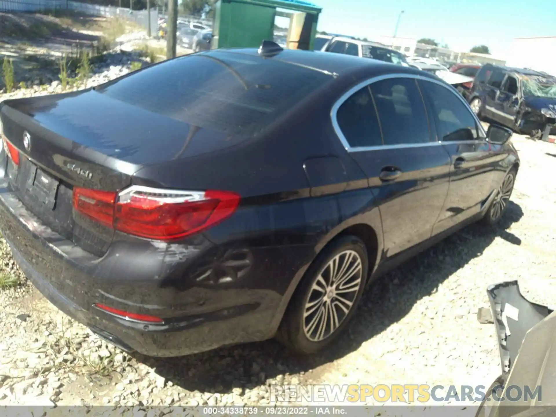 4 Photograph of a damaged car WBAJE5C57KWE66244 BMW 5 SERIES 2019