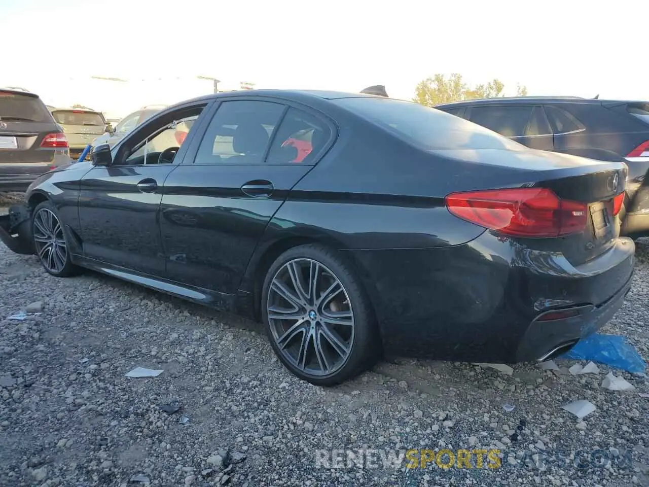 2 Photograph of a damaged car WBAJE5C57KWE66583 BMW 5 SERIES 2019