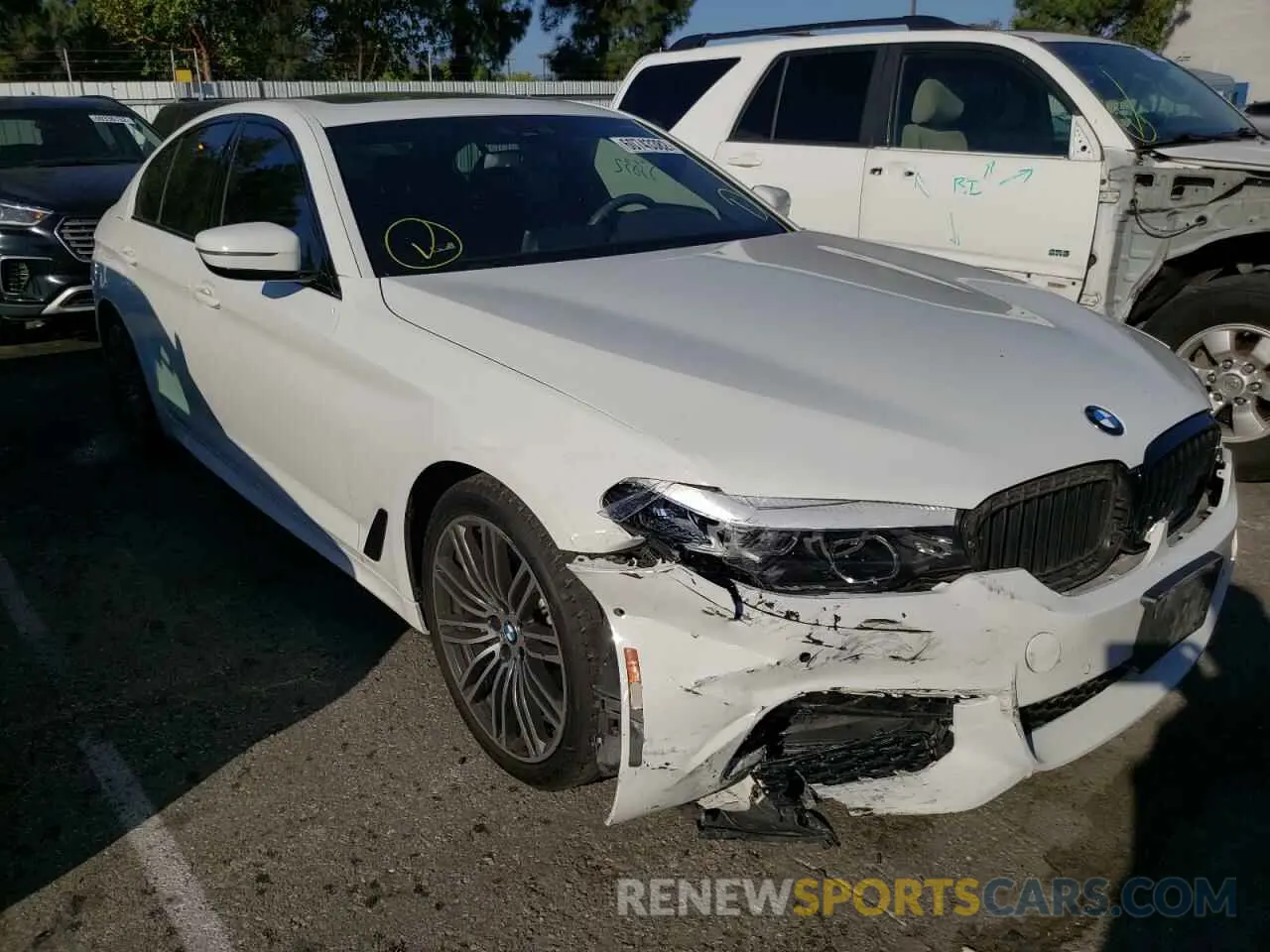 1 Photograph of a damaged car WBAJE5C57KWW11764 BMW 5 SERIES 2019