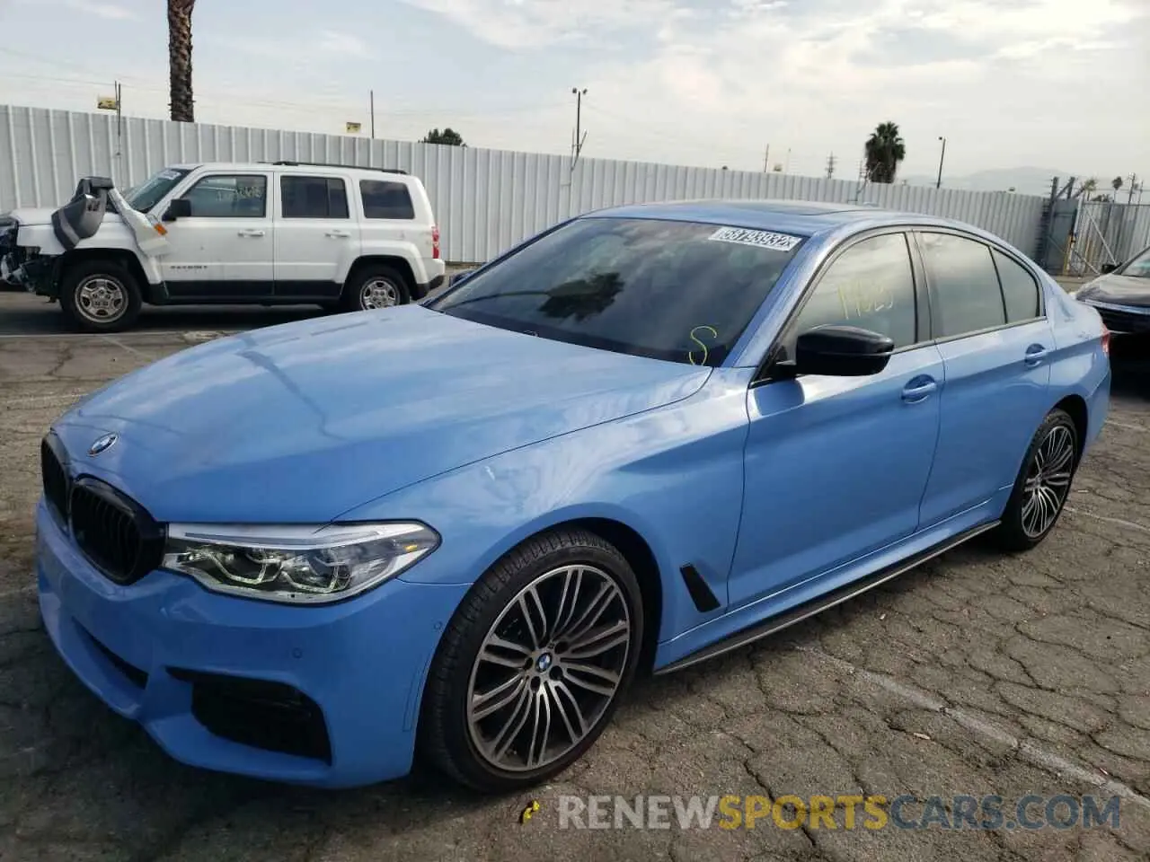2 Photograph of a damaged car WBAJE5C58KBM77032 BMW 5 SERIES 2019