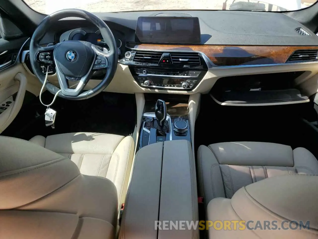 8 Photograph of a damaged car WBAJE5C58KWE66317 BMW 5 SERIES 2019