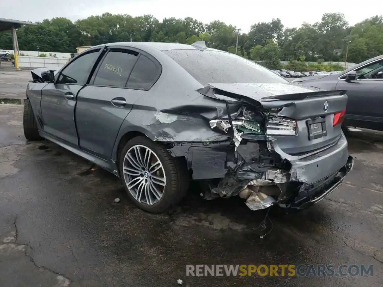 3 Photograph of a damaged car WBAJE5C58KWE66415 BMW 5 SERIES 2019