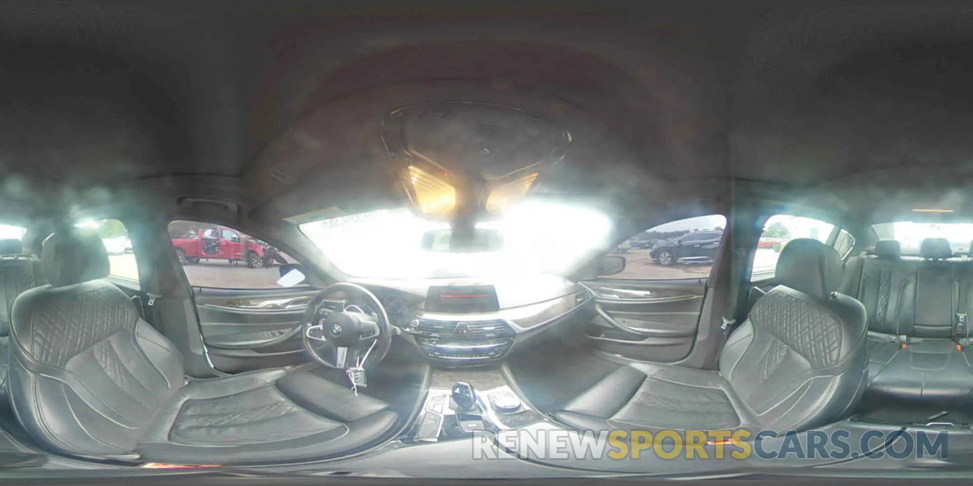 14 Photograph of a damaged car WBAJE5C58KWW10039 BMW 5 SERIES 2019