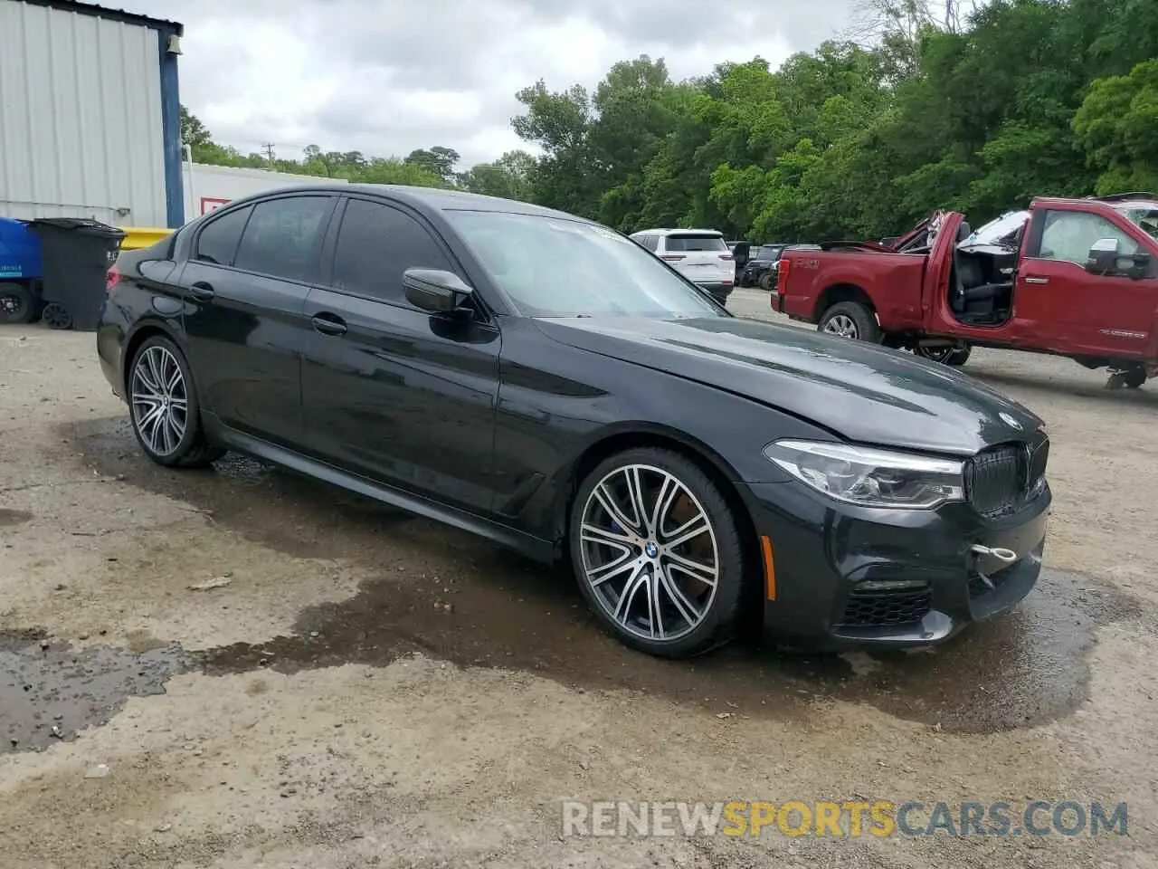 4 Photograph of a damaged car WBAJE5C58KWW10039 BMW 5 SERIES 2019