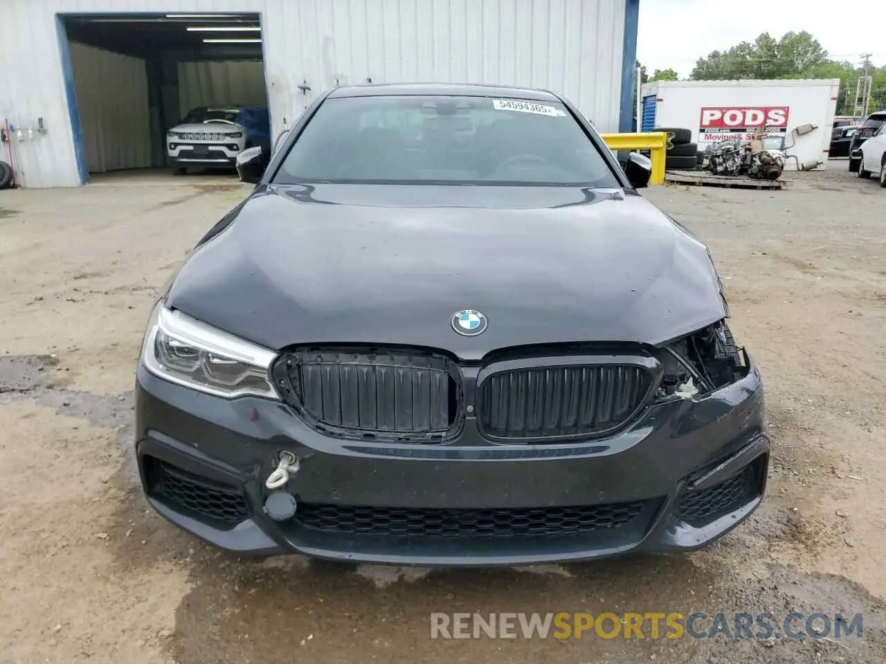 5 Photograph of a damaged car WBAJE5C58KWW10039 BMW 5 SERIES 2019