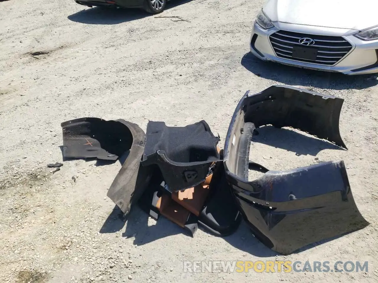 12 Photograph of a damaged car WBAJE5C58KWW27567 BMW 5 SERIES 2019