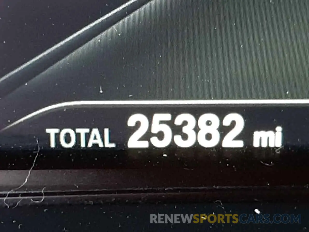 8 Photograph of a damaged car WBAJE5C58KWW28346 BMW 5 SERIES 2019