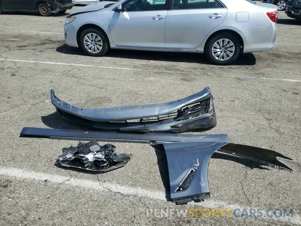 12 Photograph of a damaged car WBAJE5C58KWW31912 BMW 5 SERIES 2019