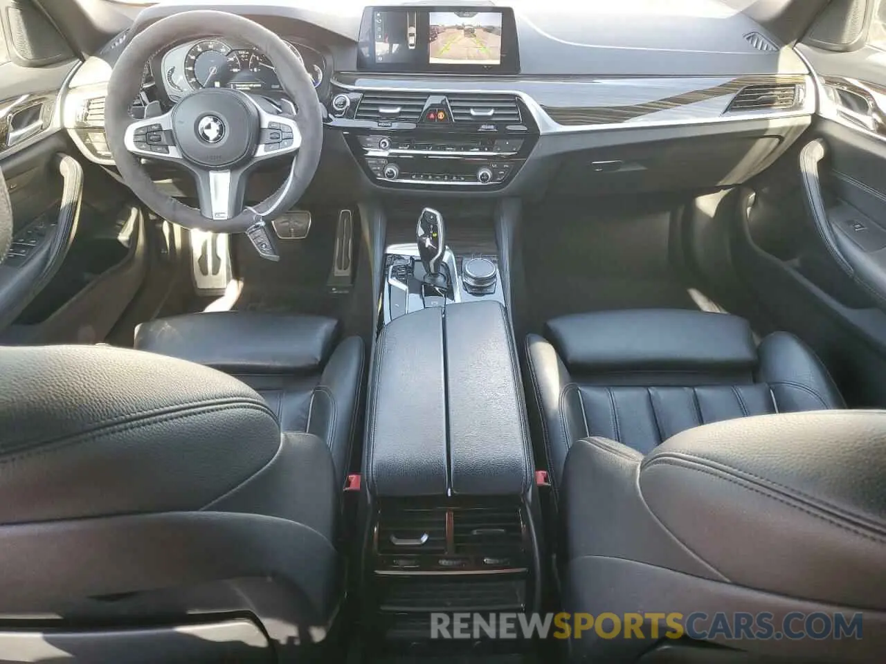 8 Photograph of a damaged car WBAJE5C59KWW08932 BMW 5 SERIES 2019