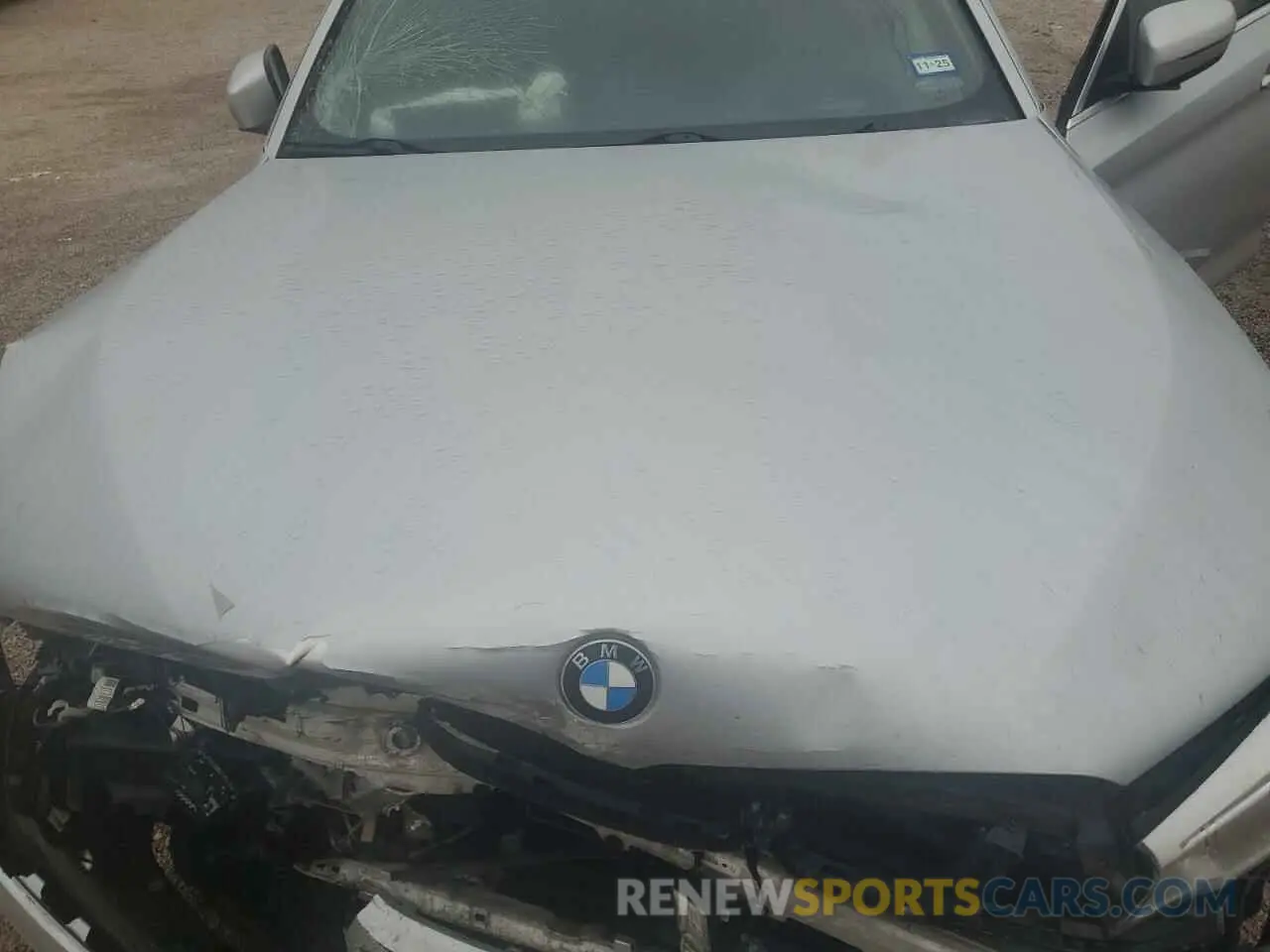 11 Photograph of a damaged car WBAJE5C59KWW12186 BMW 5 SERIES 2019