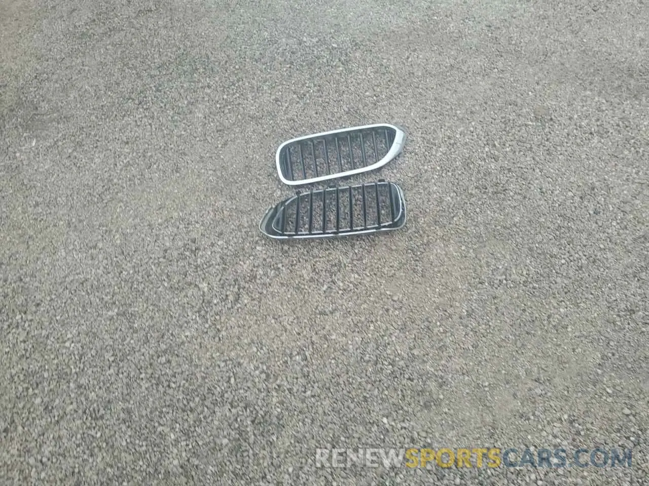 12 Photograph of a damaged car WBAJE5C59KWW12186 BMW 5 SERIES 2019