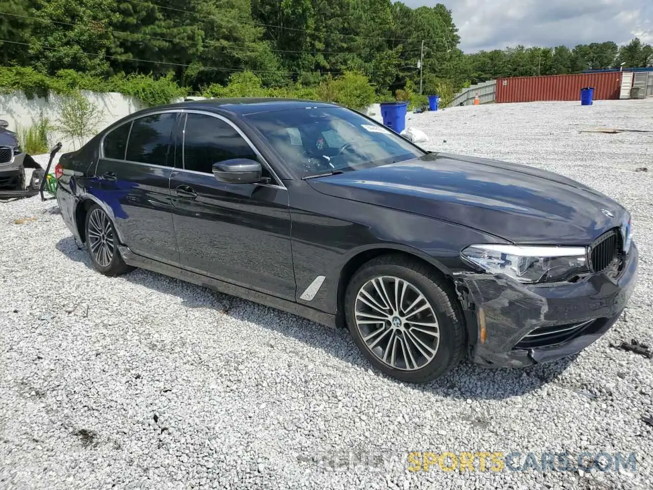 4 Photograph of a damaged car WBAJE5C59KWW22328 BMW 5 SERIES 2019