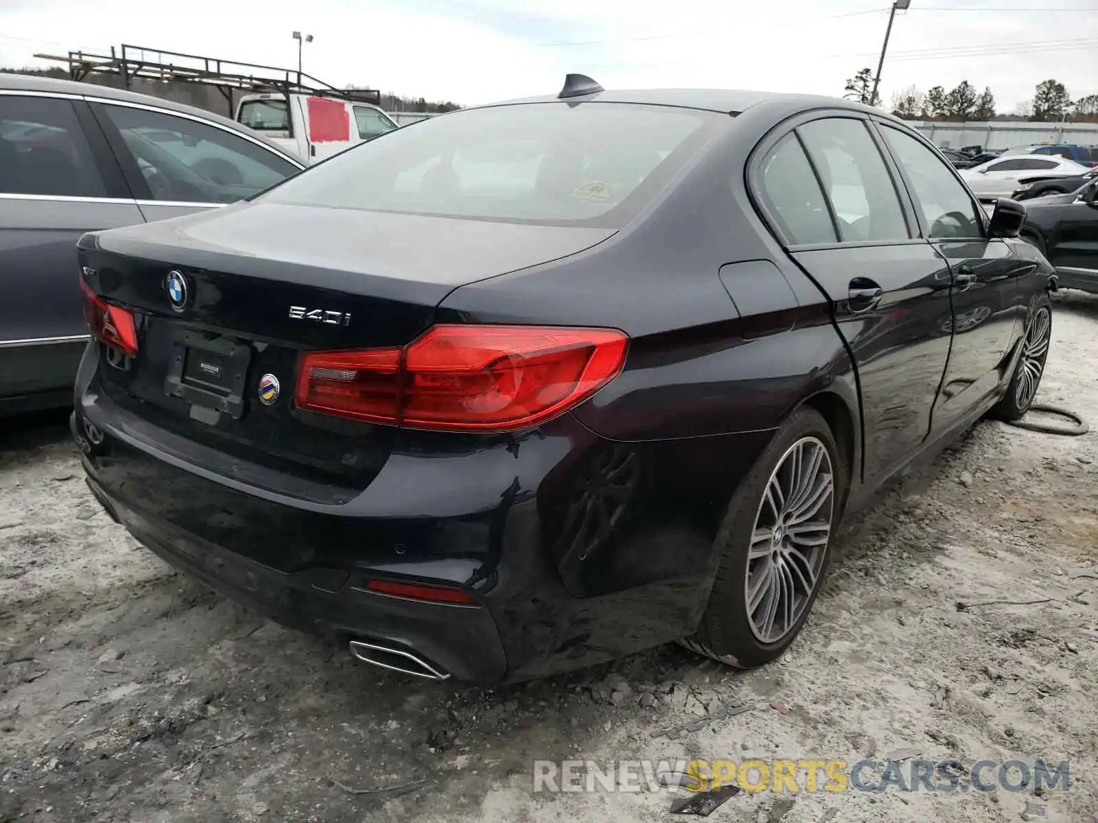 4 Photograph of a damaged car WBAJE7C50KWW34959 BMW 5 SERIES 2019