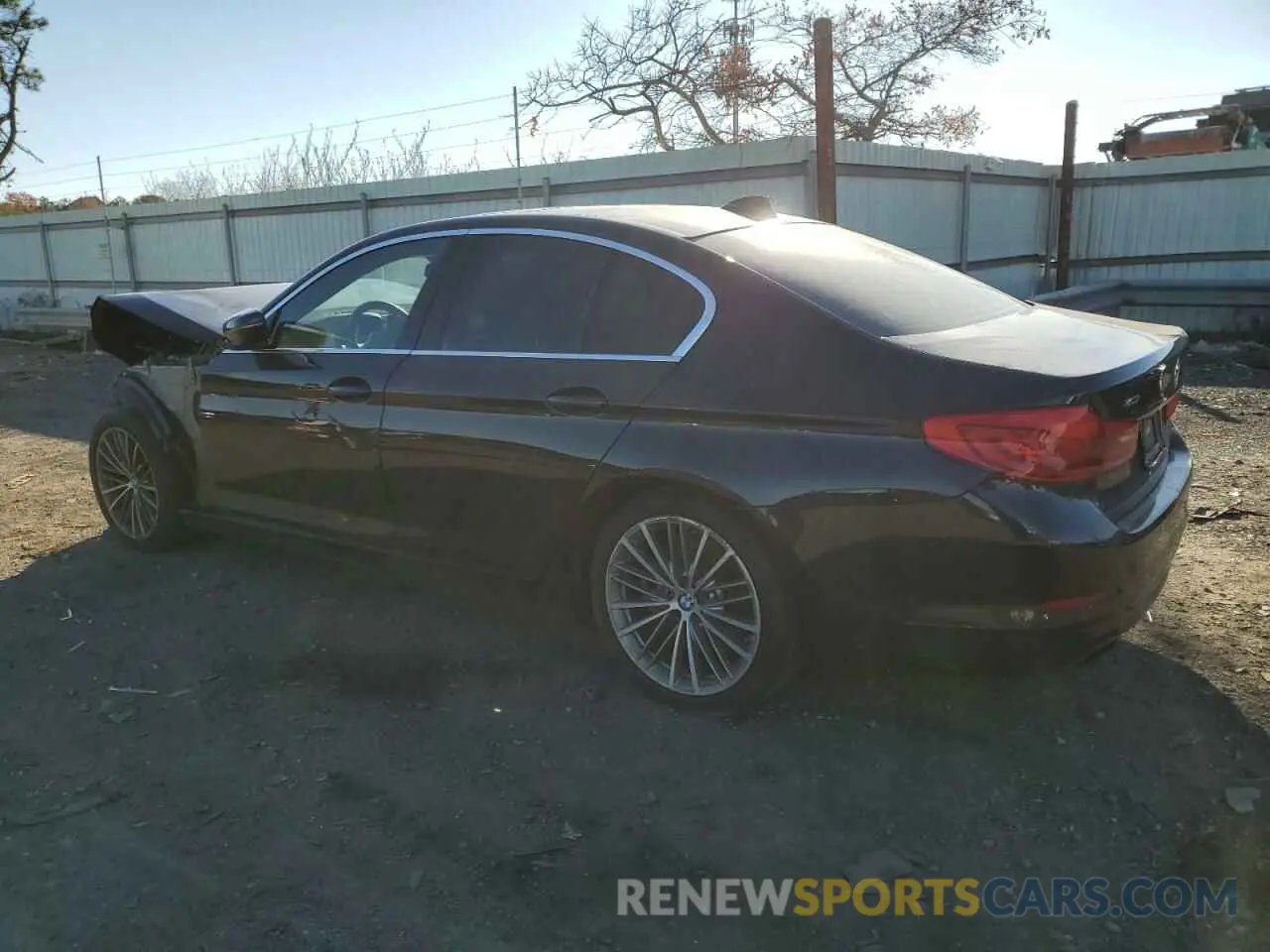 2 Photograph of a damaged car WBAJE7C50KWW40163 BMW 5 SERIES 2019