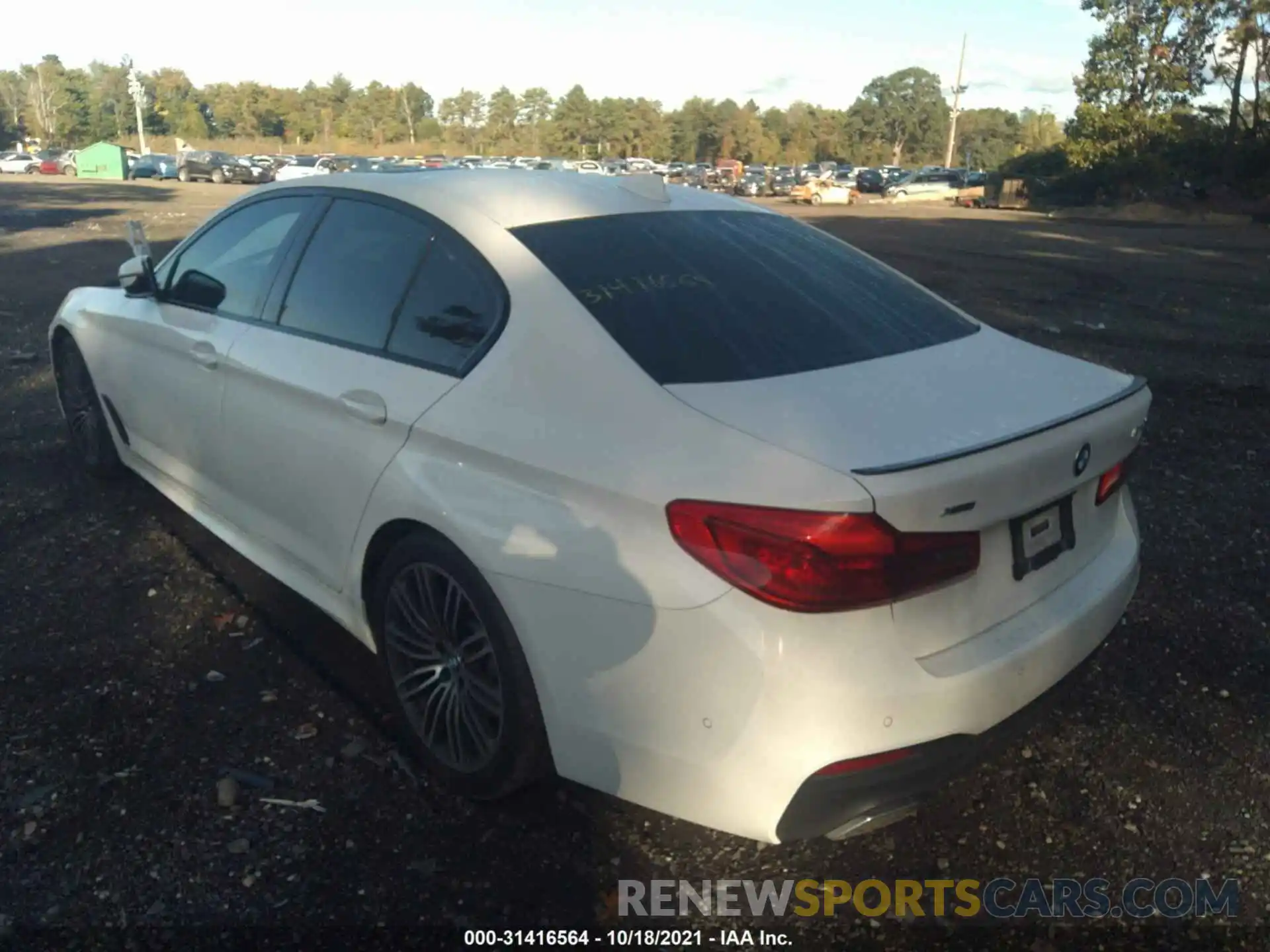 3 Photograph of a damaged car WBAJE7C51KG892675 BMW 5 SERIES 2019