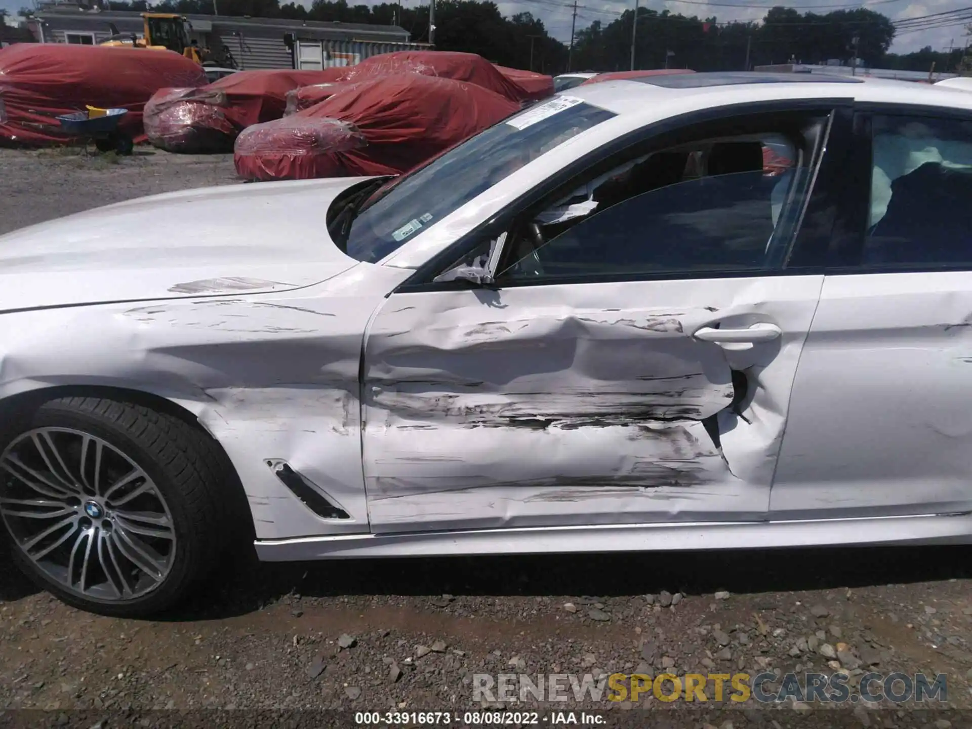 6 Photograph of a damaged car WBAJE7C51KG893115 BMW 5 SERIES 2019