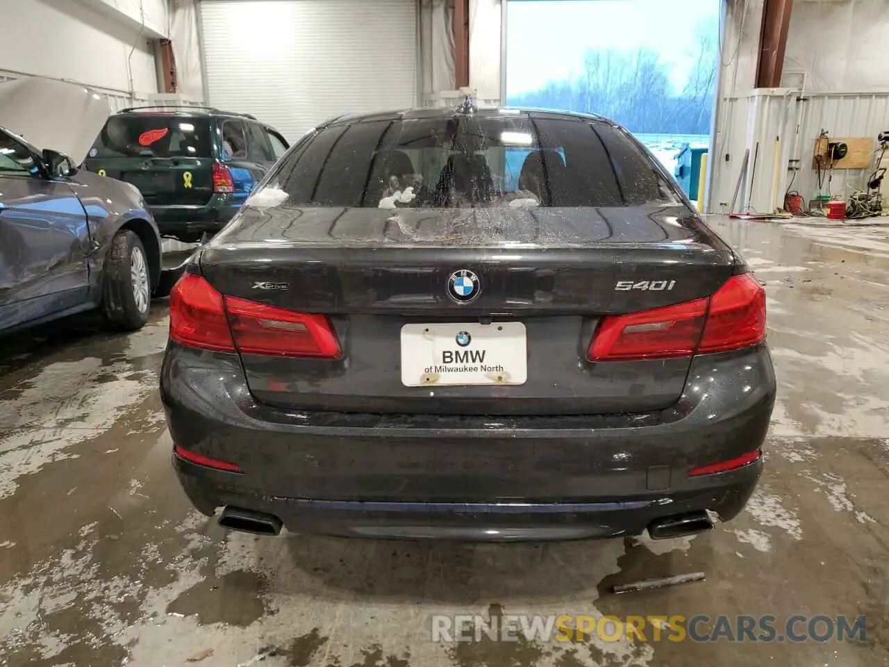 6 Photograph of a damaged car WBAJE7C51KWW05146 BMW 5 SERIES 2019