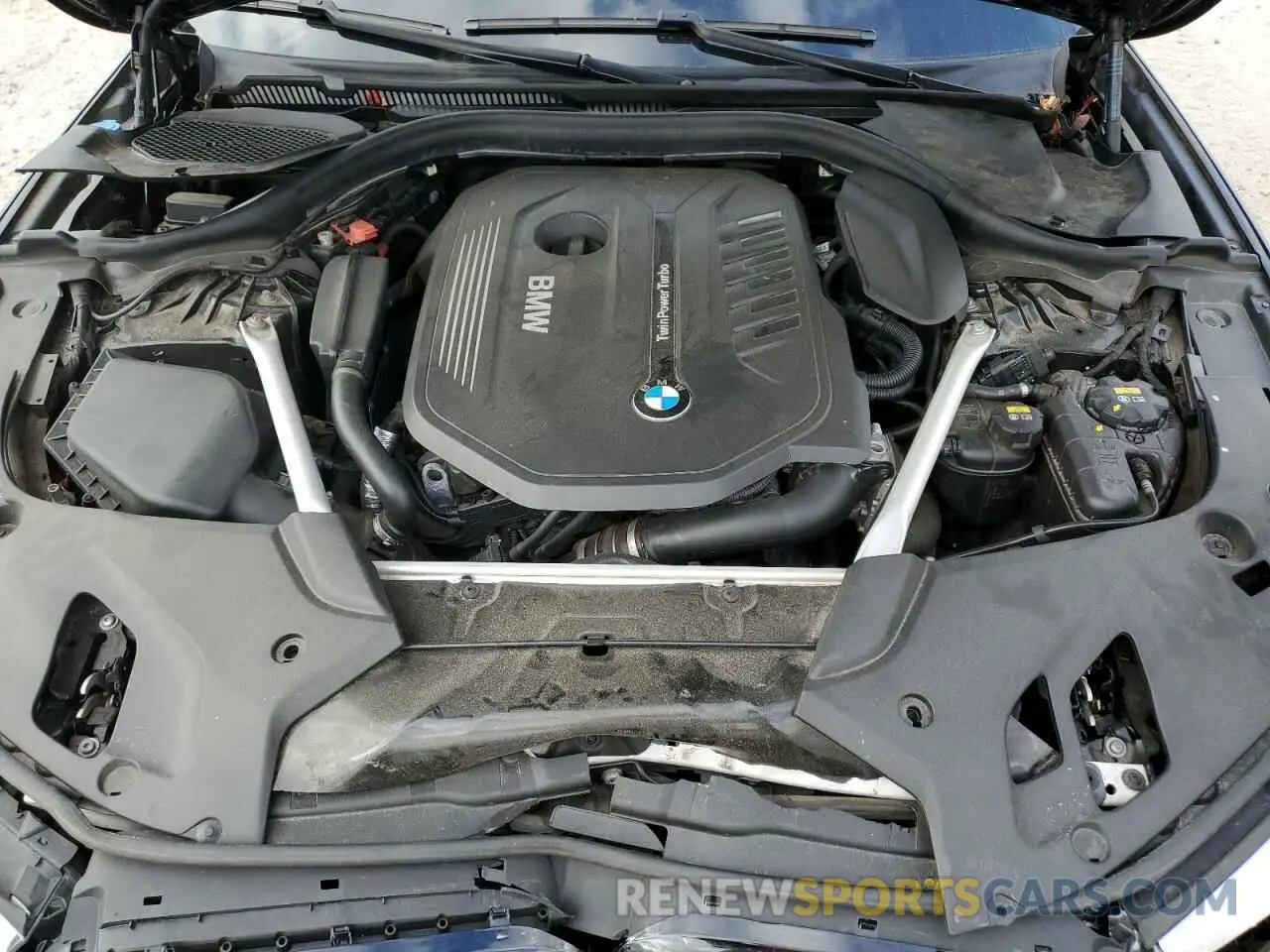 11 Photograph of a damaged car WBAJE7C51KWW16843 BMW 5 SERIES 2019