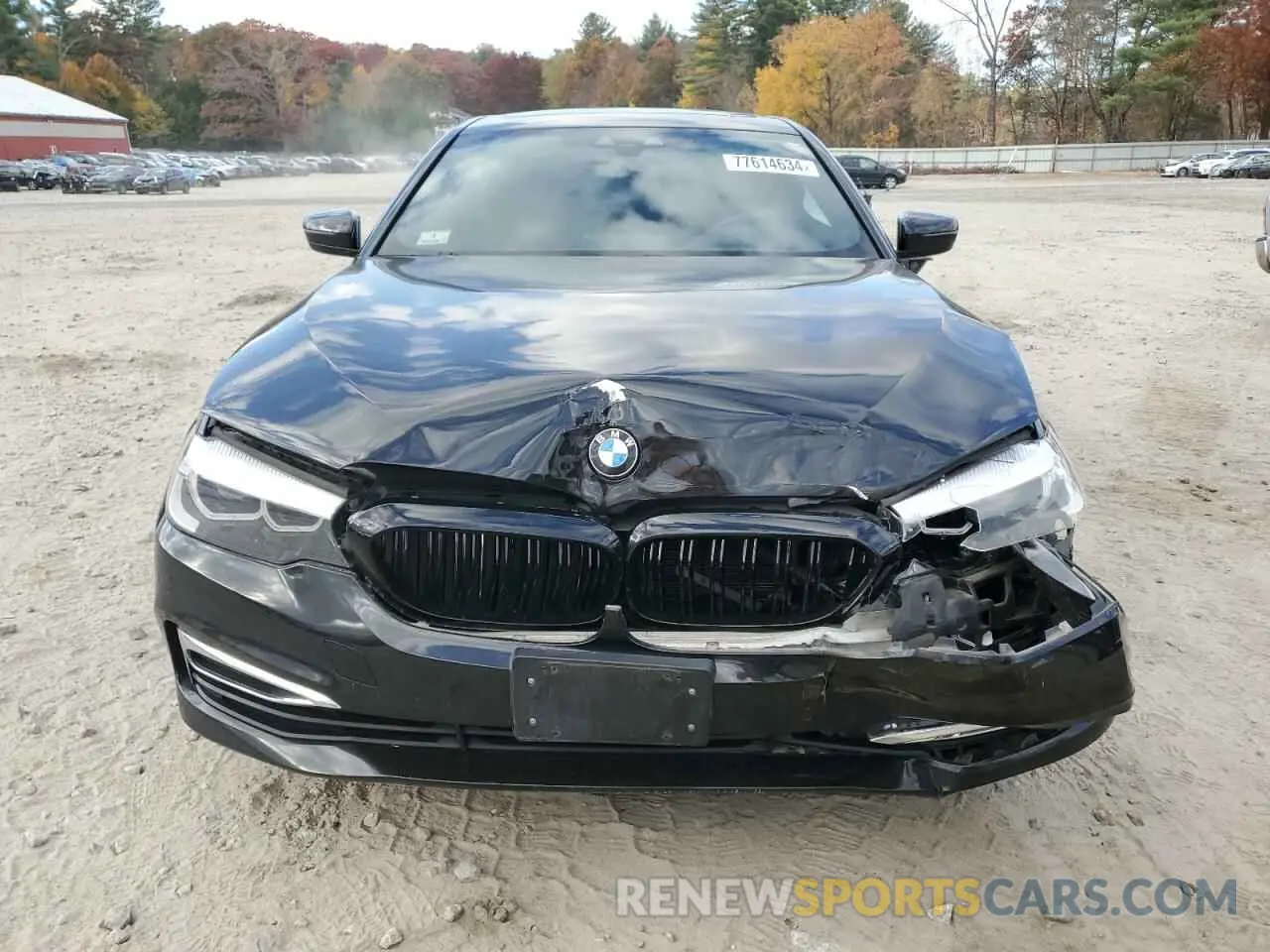 5 Photograph of a damaged car WBAJE7C51KWW16843 BMW 5 SERIES 2019