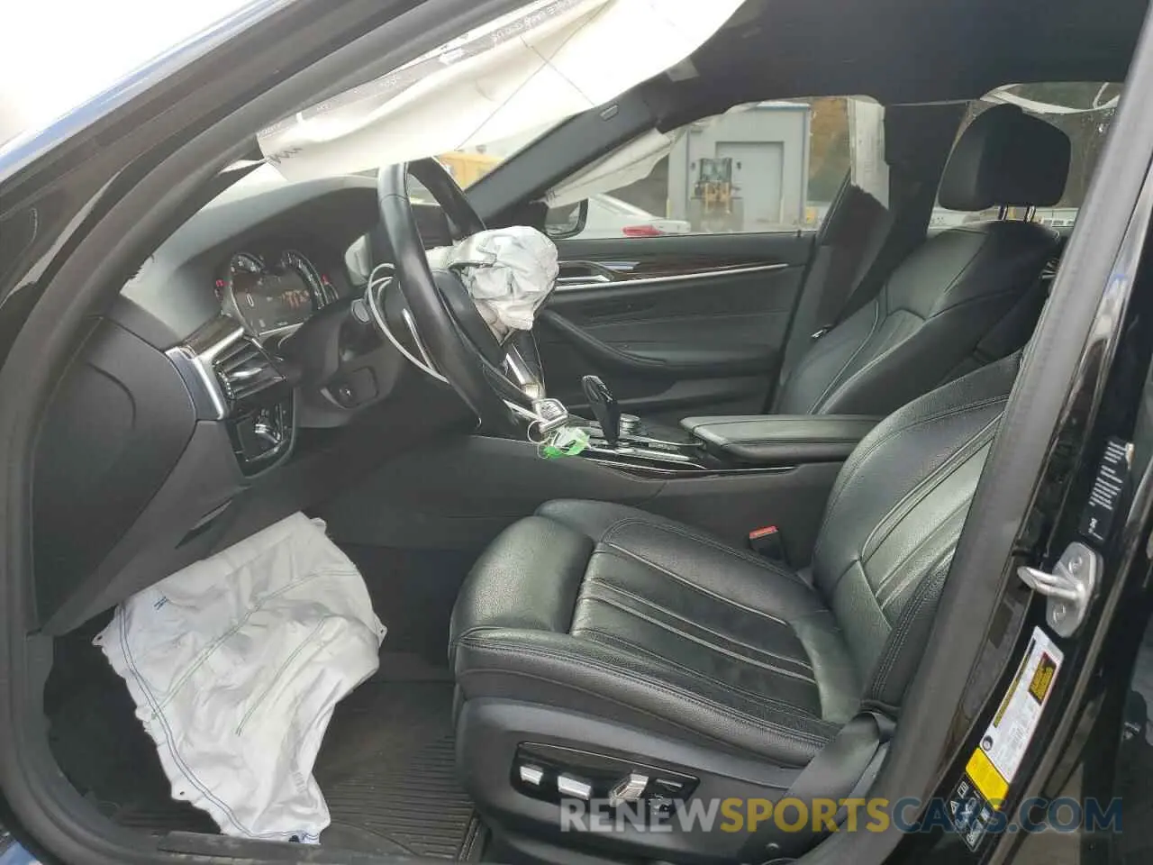 7 Photograph of a damaged car WBAJE7C51KWW16843 BMW 5 SERIES 2019