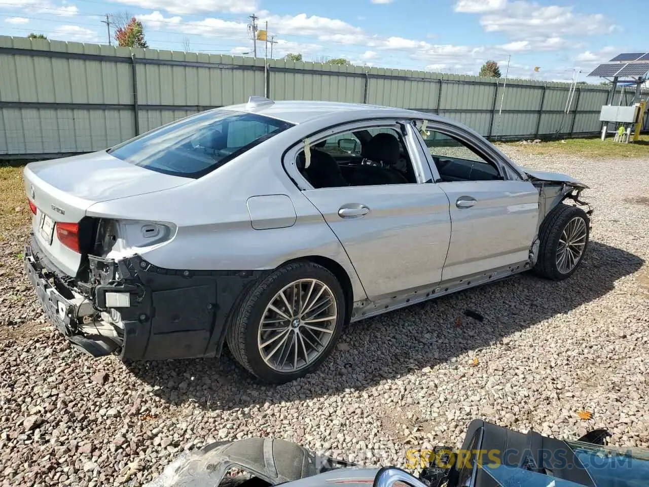 3 Photograph of a damaged car WBAJE7C52KWW14972 BMW 5 SERIES 2019