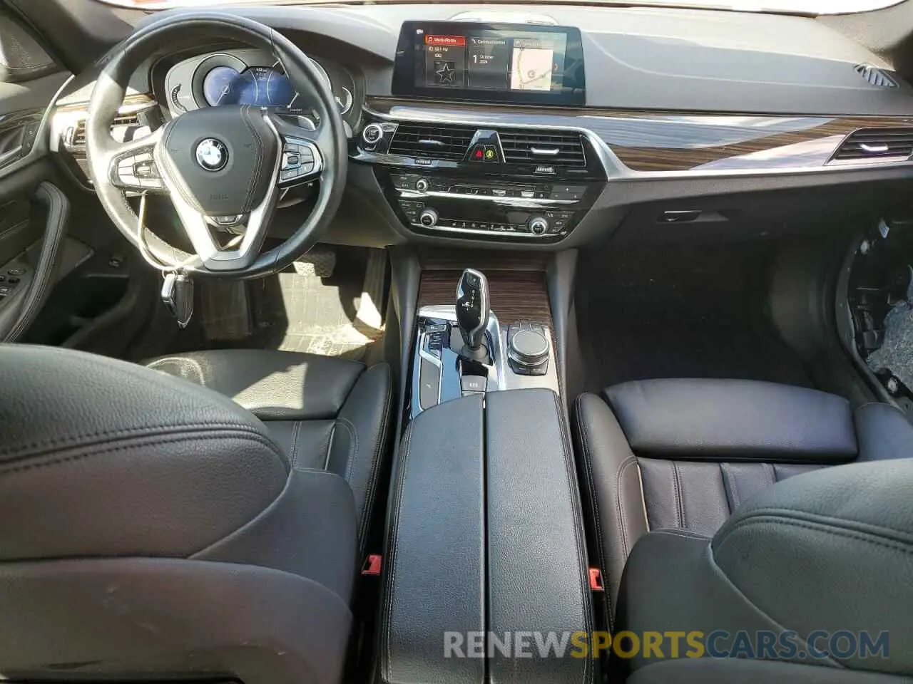 8 Photograph of a damaged car WBAJE7C52KWW14972 BMW 5 SERIES 2019