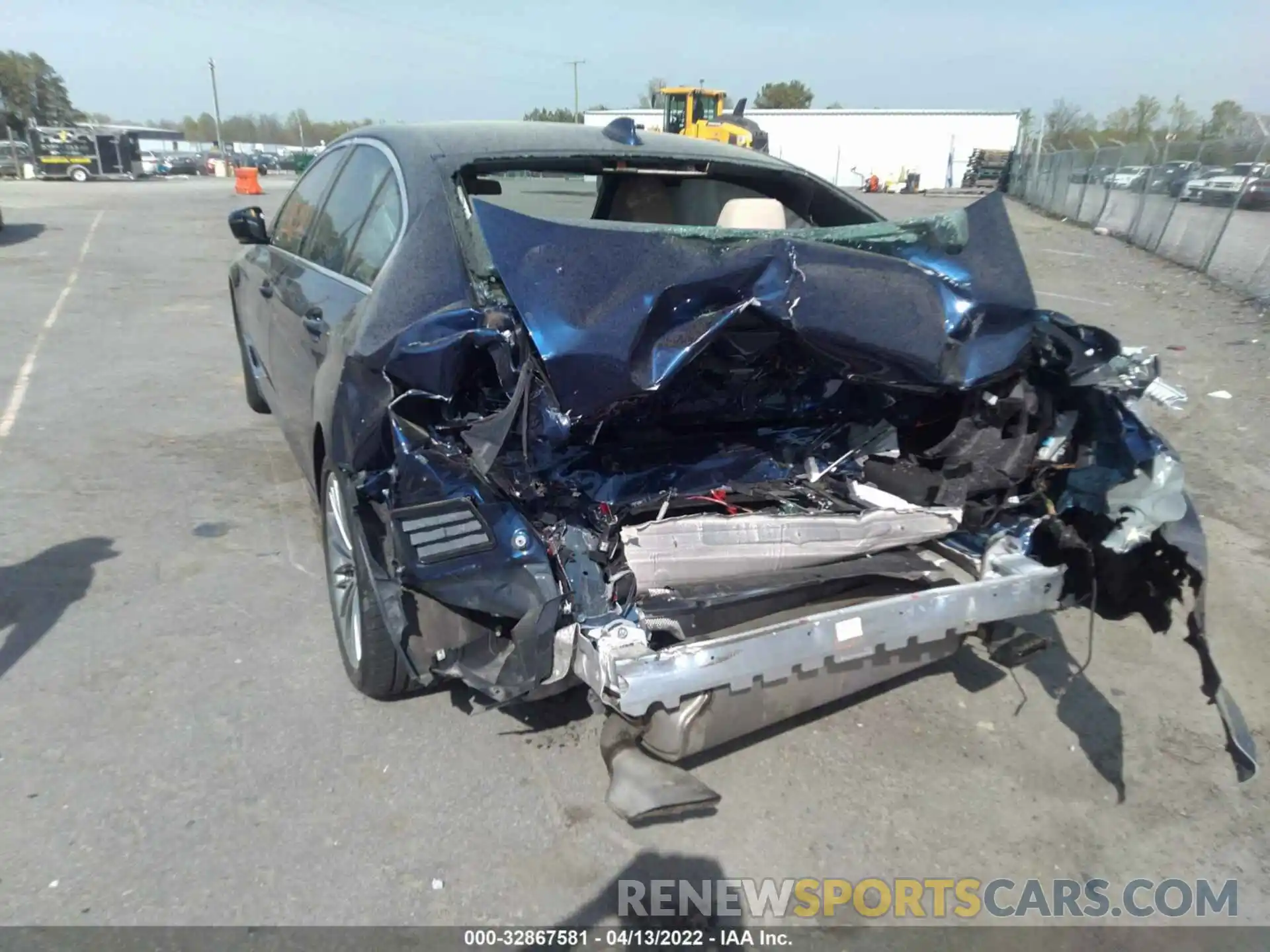 6 Photograph of a damaged car WBAJE7C53KG892855 BMW 5 SERIES 2019