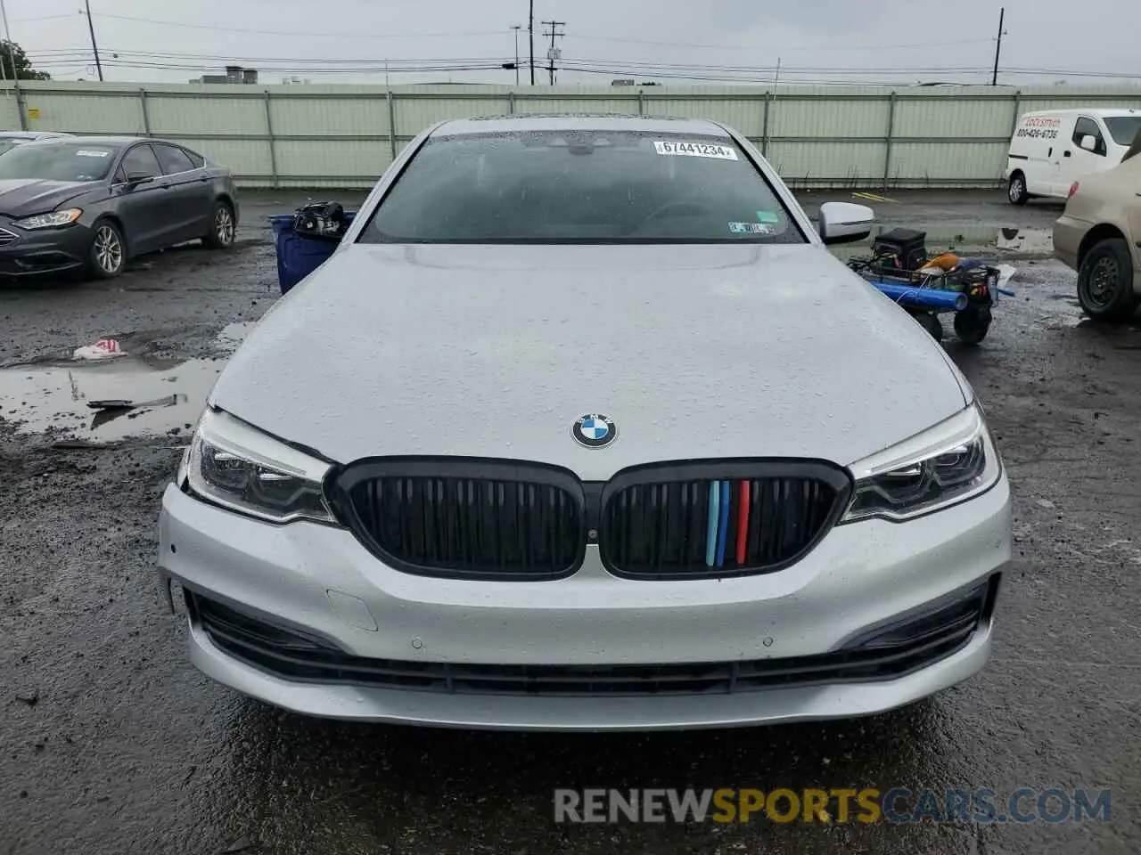 5 Photograph of a damaged car WBAJE7C53KWD55783 BMW 5 SERIES 2019