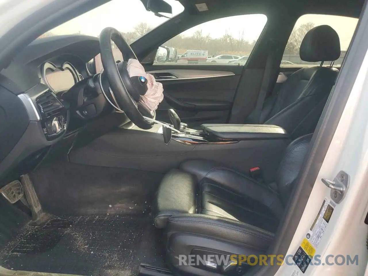 7 Photograph of a damaged car WBAJE7C54KWD55176 BMW 5 SERIES 2019